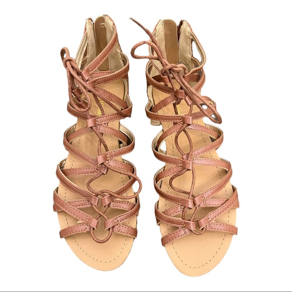 BCBGeneration Brown Gladiator Sandals. Size 7 ½ .. NWOT